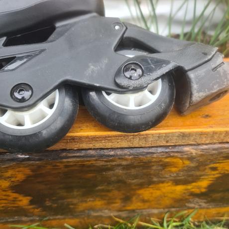 Kolieskové korčule, rollerblade,32