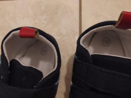 Topánočky chlapčenské, veľ. 19, 6 až 9 mesiacov, 19