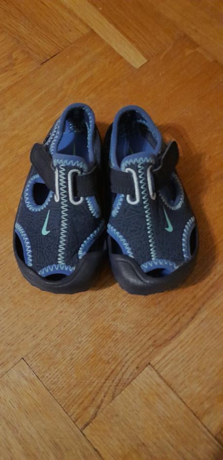 Neoprénové sandále, nike,21