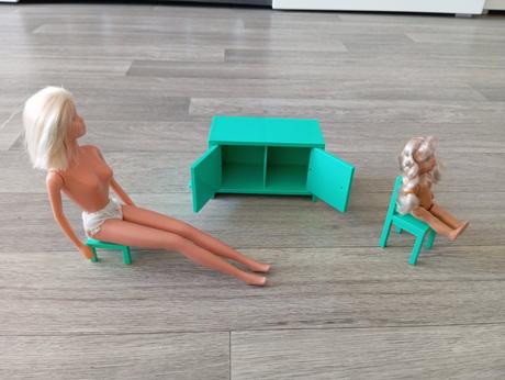 Zelený nábytok ikea pre barbie deti,
