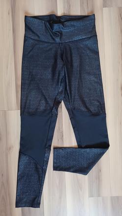 Lesklé legíny, crivit,s