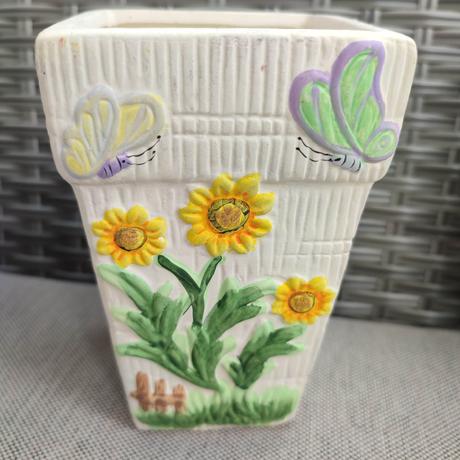 Sada keramické vazy a obrázky na stenu s kvietkami, 