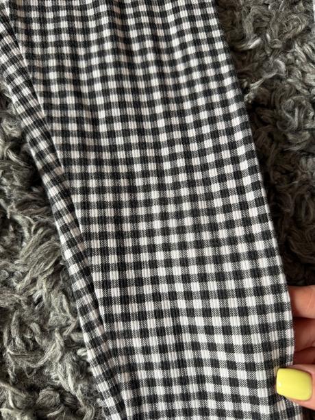 Kockované legínky, gate,134