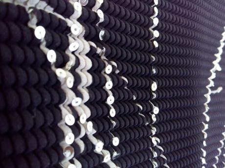 Čierne triko s flitrami, m