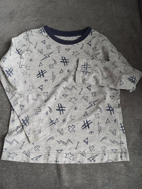 Pyžamo 110/116, lupilu,110