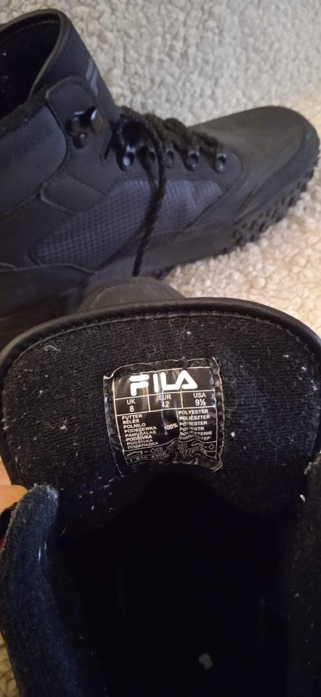Predám zimné členkové topánky zn. fila, fila,42