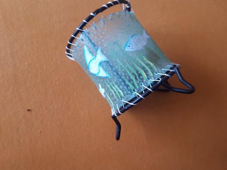 Svietnik na cajovu sviecku do kupelne,