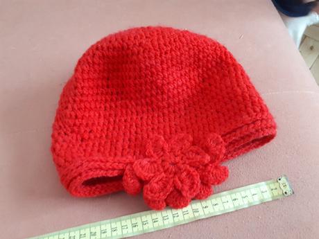 Set cervena pletena ciapka a rukavice bez prstov, 116