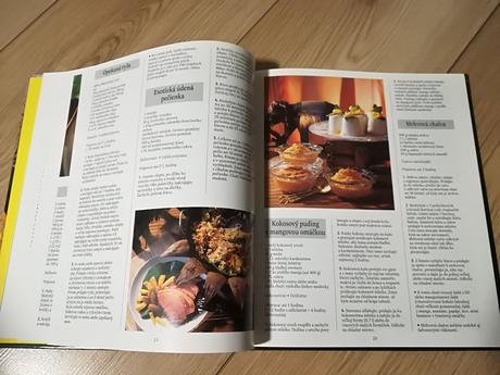 Kniha bufetové stoly, 