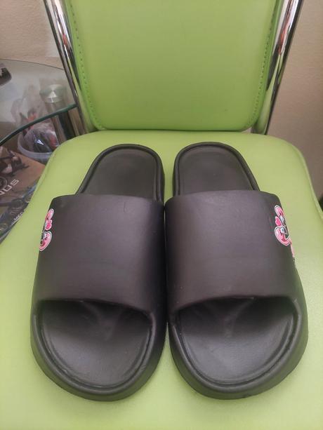 Šĺapky s plameniakmi, 42