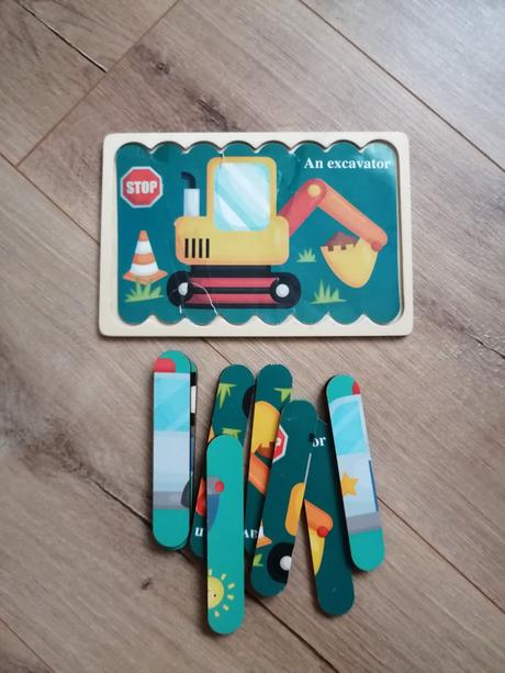 Puzzle auta, bager, policajti,