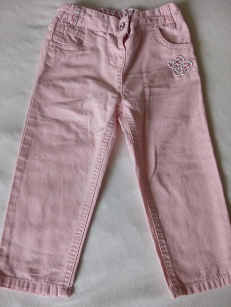 Ružové nohavice, lupilu,86