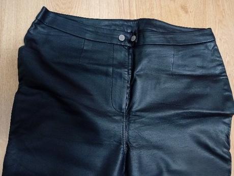 Koženkové dámske nohavice, 46