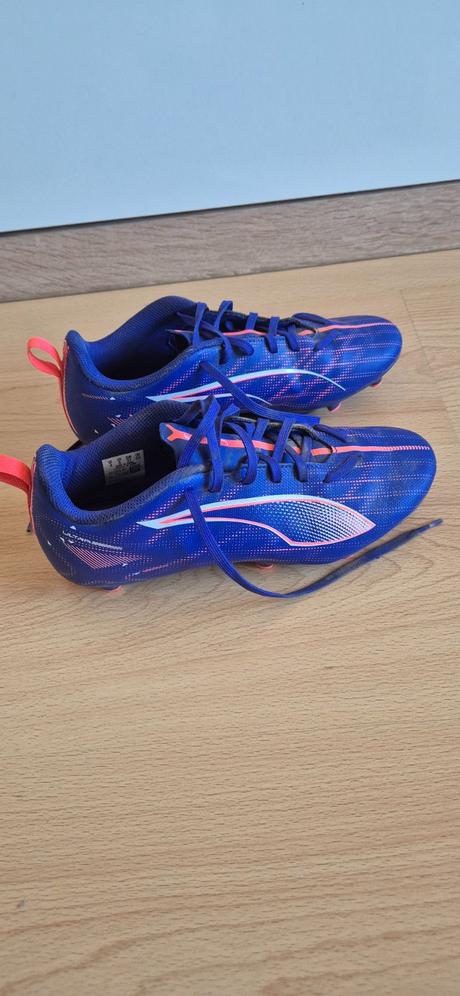 Kopačky puma, puma,37