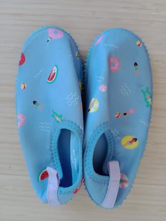 Topánky do vody, 28