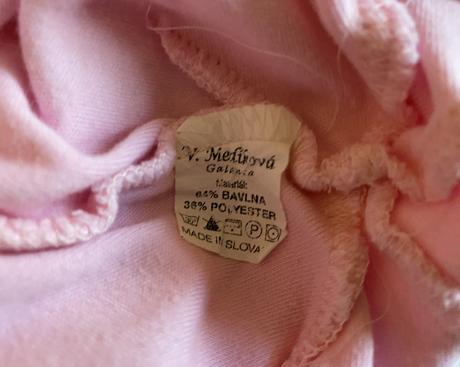 Čiapky 2ks + rukavičky + čelenka - 4ks, 56