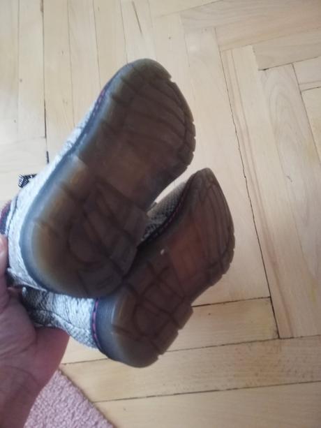 Topanocky so srdieckom, 28