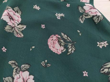 Ľahká kvetovana blúzka., h&m,34