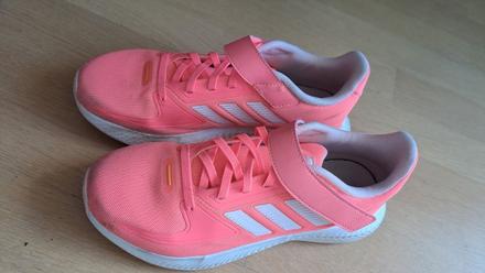 Tenisky zn. adidas, adidas,37