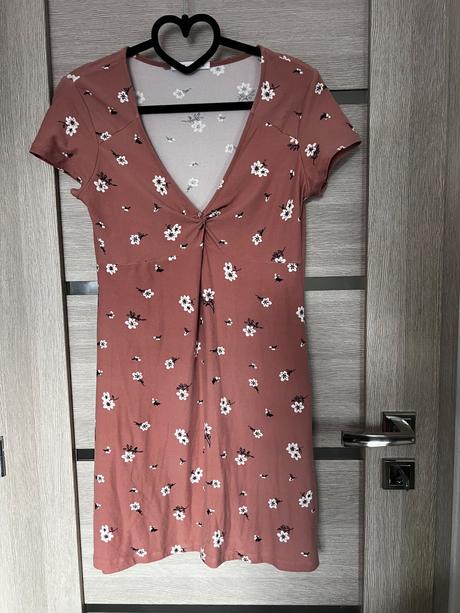 Ľahké šaty, sinsay,s