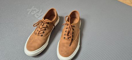 Topánky aj na oslavu, reserved,40