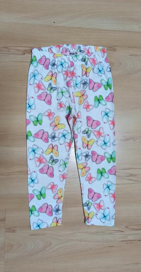 Legíny s motýlikmi, 128