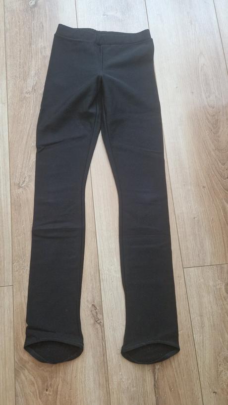 Krasokorčuliarske legíny veľ 122-128 cm., 122
