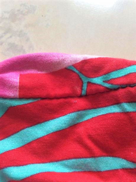 Kvetovaný letný overal, s