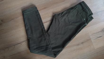 Skinny rifle olivovej farby, bershka,36
