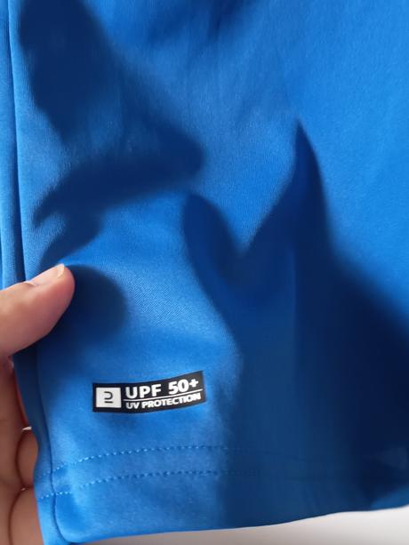 Plavkový top upf50, decathlon,122