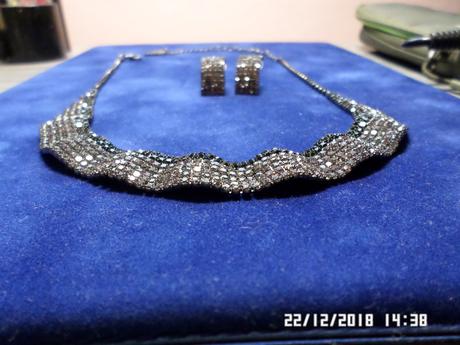 Set - náhrdelník a náušnice, 