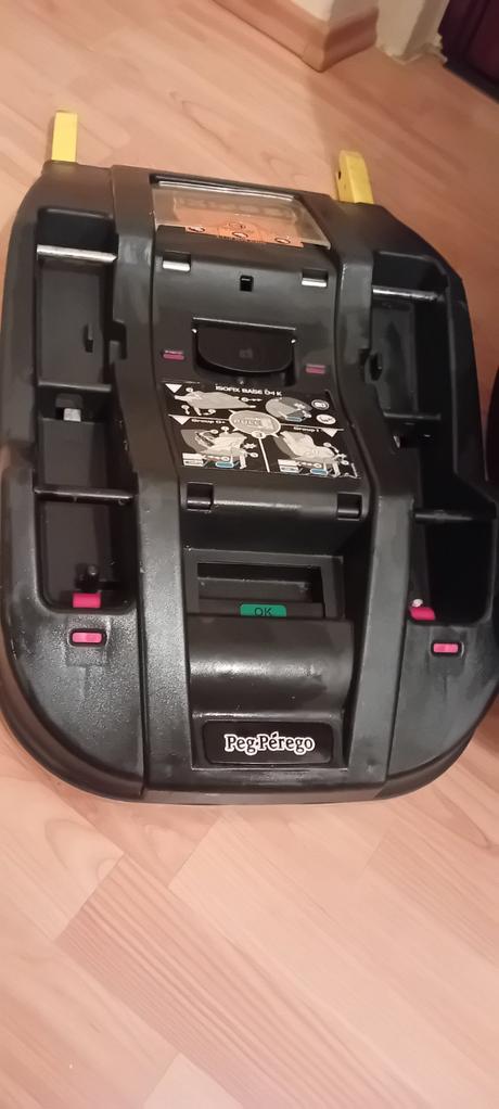 Autosedačka s isofix základňou, peg-pérego