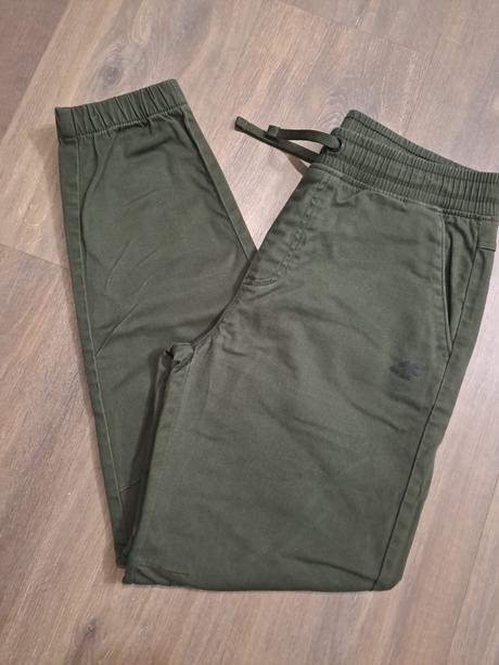 Krasne nohavice 4f, 158