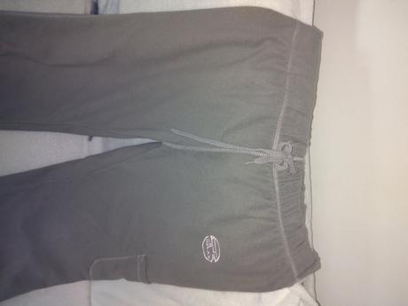 Damske tepláky 38/40, m