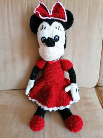 Háčkovaná minnie,