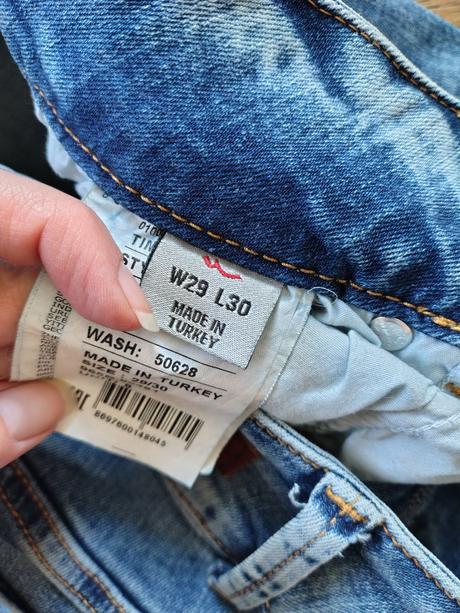 Modre obtiahnute rifle, m