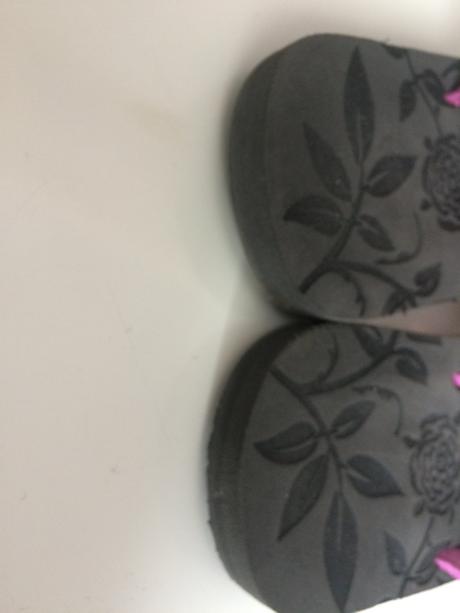 Žabky, veľ. 36, 5 eur, 36