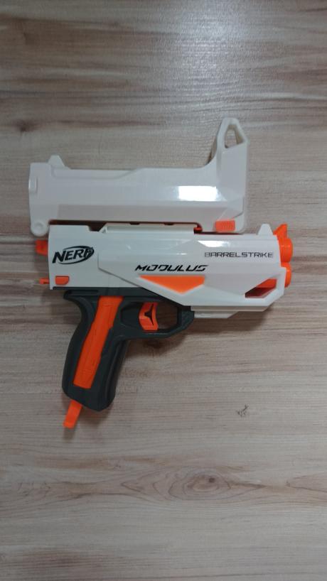 Nerf barrel strike, 