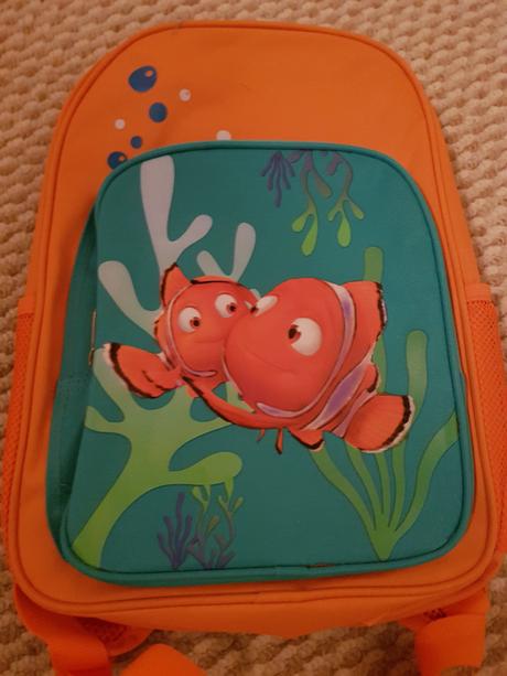 Ruksak madagaskar a dory, disney