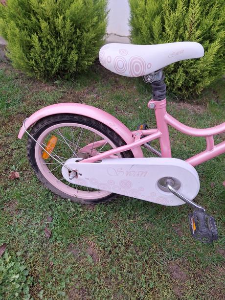 Dievčenský bicykel, 16