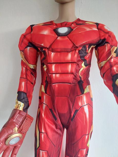 Iron man deluxe kostým s doplnkami veľ.122-128,
