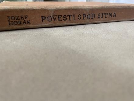 Kniha - povesti spod sitna,