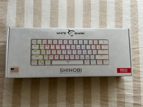 Klávesnica white shark shinobi red switch,