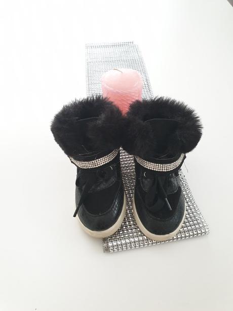 River island tenisky, 20