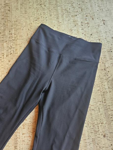 Zvonove rebrovane leginy, l