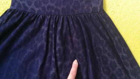 Leo/tigrovane šaty 10-11 r, young dimension,146