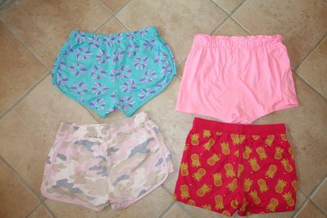 4x pekný stav, f&f,164