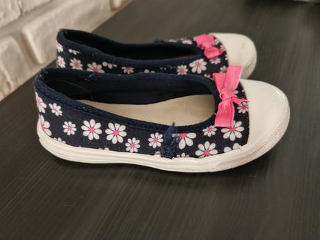 Papucky,balerínky top stav vd 14,2 cm, 26
