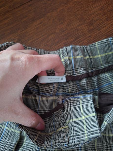 Barrel nohavice, zara,140