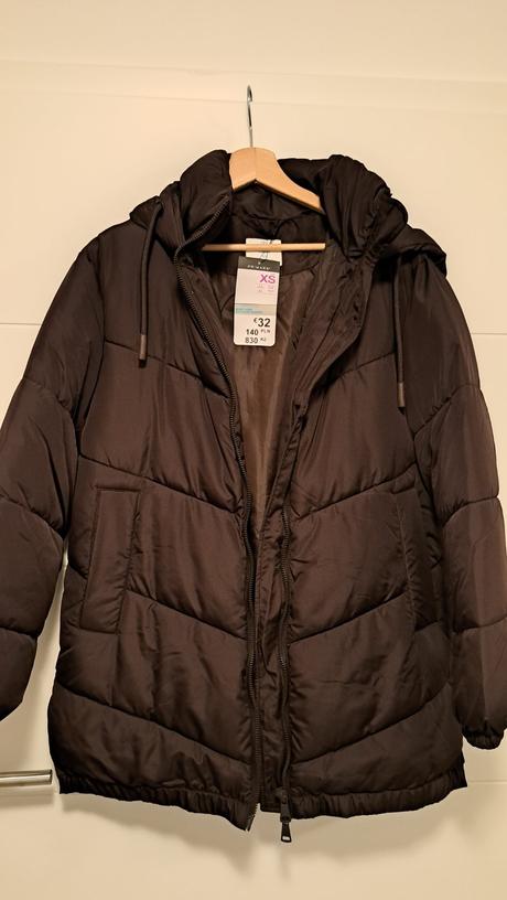 Zimna bunda, primark,164